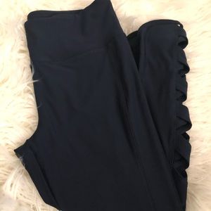 Cut out leggings